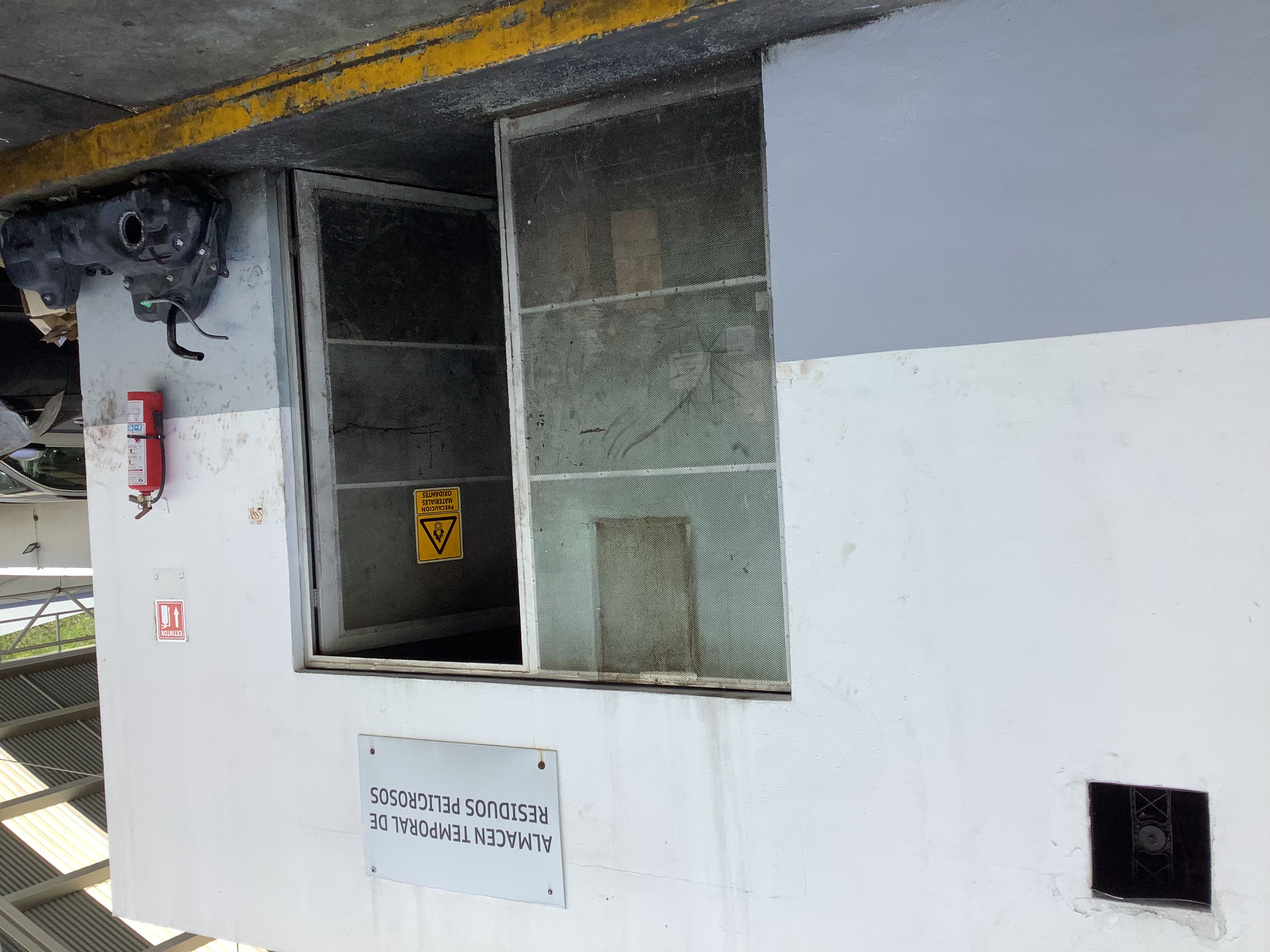 ATRP — Almacén Temporal Residuos Peligrosos (vista exterior)